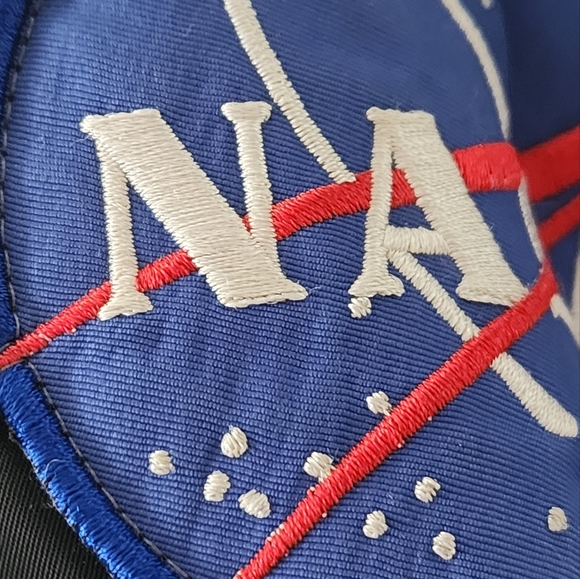 EUC Alpha Industries NASA bomber (L) - Picture 3 of 11